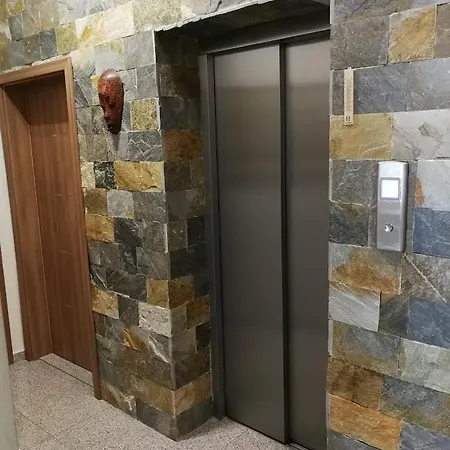 Pensión флора 3*