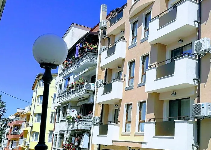 флора Gmina Pomorie