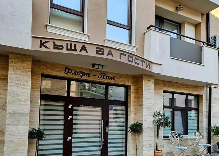 Pensjonat флора 3*